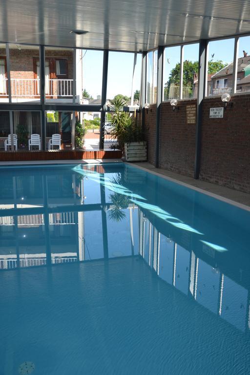 Marx Motel Valkenburg aan de Geul Ngoại thất bức ảnh