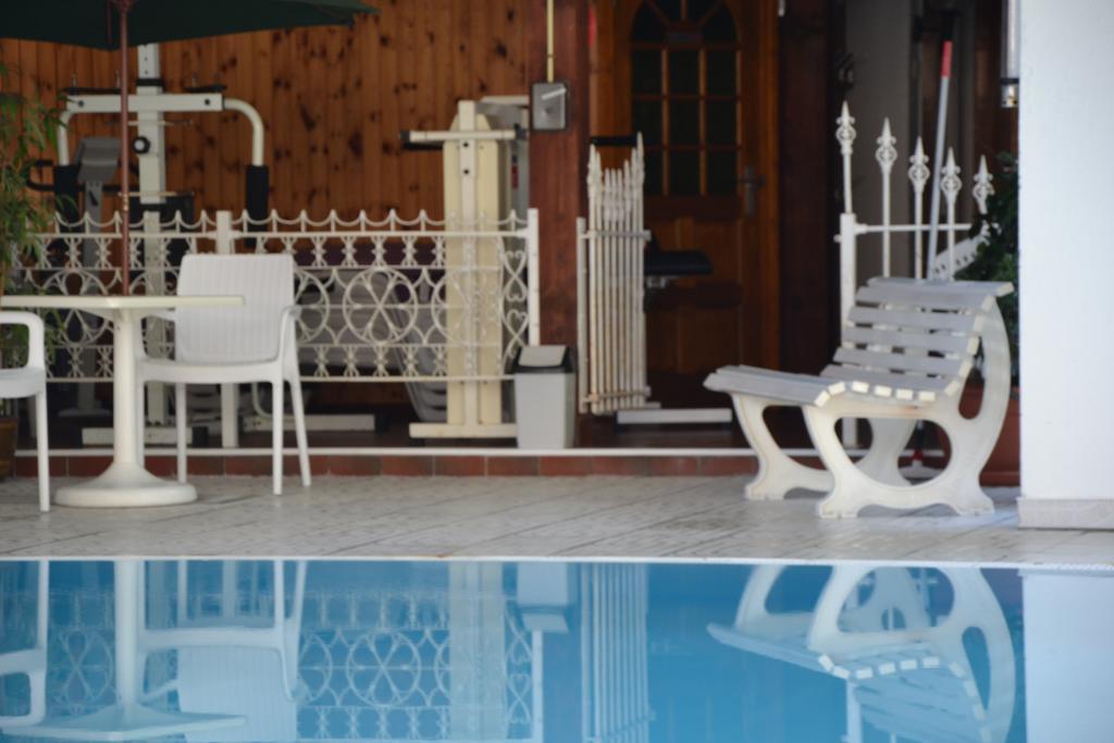 Marx Motel Valkenburg aan de Geul Ngoại thất bức ảnh