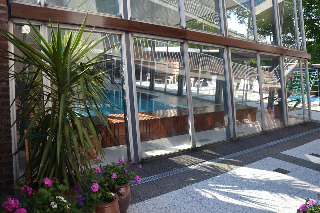 Marx Motel Valkenburg aan de Geul Ngoại thất bức ảnh
