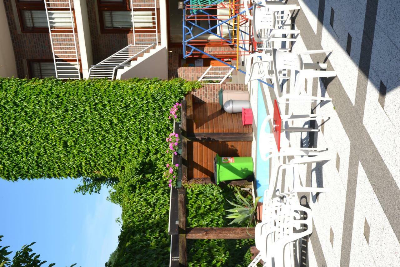 Marx Motel Valkenburg aan de Geul Ngoại thất bức ảnh