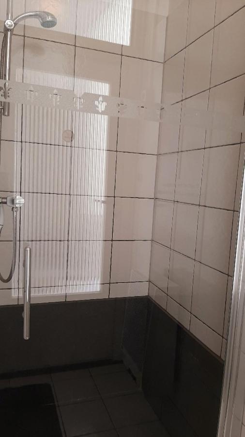 Marx Motel Valkenburg aan de Geul Ngoại thất bức ảnh